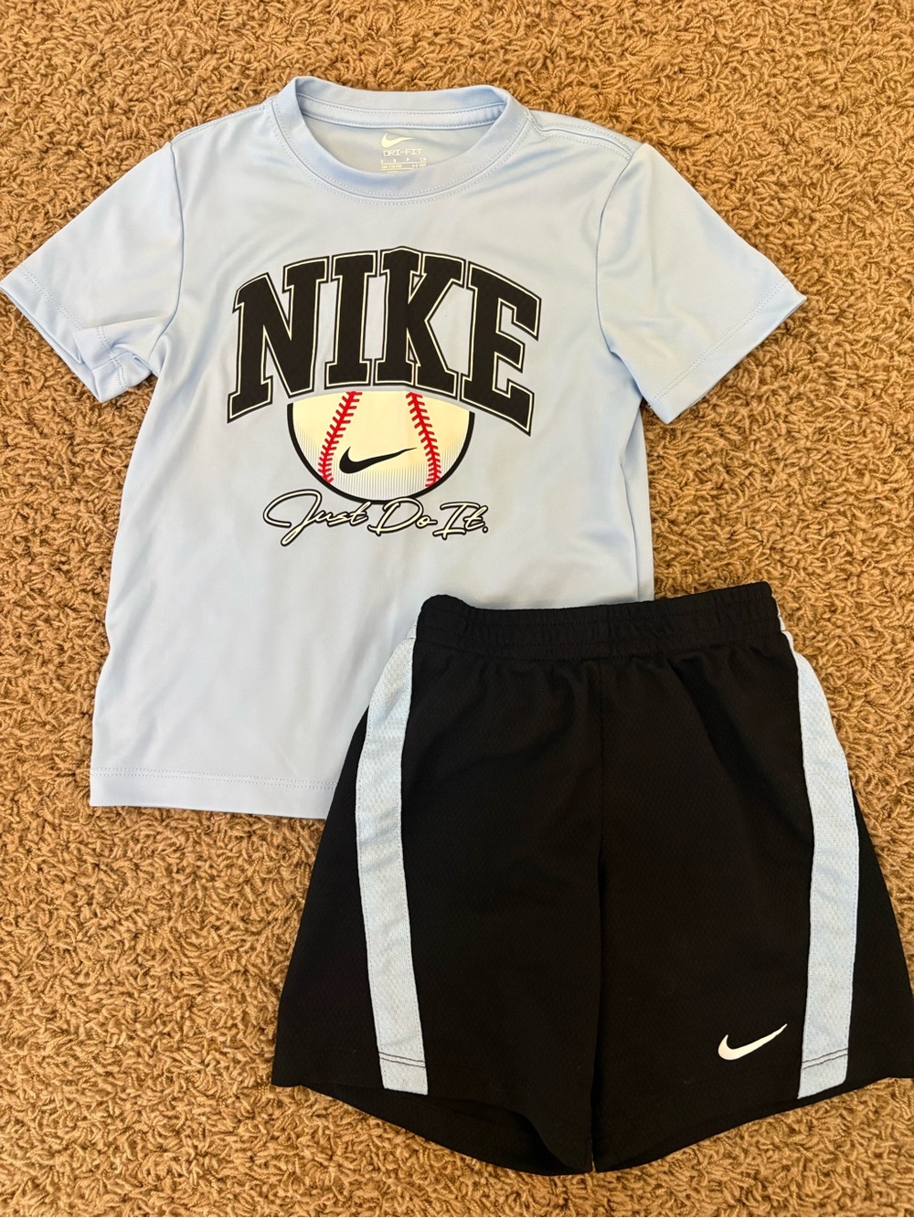 Nike Dryfit Light Blue Graphic Baseball Tee with Black Accents Set-Boys Size 5